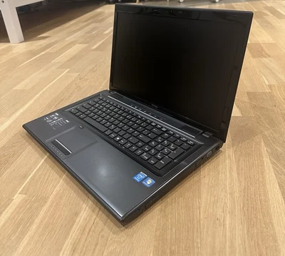 MSI CR70 Notebook | Win7 Home | 500GB HDD | 4GB RAM | Pentium 3550M - Bild 1 von 4