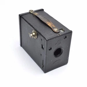 Thornton Pickard Puck Metal Roll Film Box Camera - Picture 1 of 5