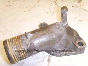 Carcasa conexión manguera refrigerante Volvo V70 Classic 2.4 AWD 3531478 - Imagen 1 de 2