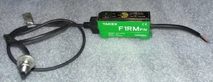 Takex F1RMPN Green Fiber Optic Sensor With Cable 12-24VDC - Picture 1 of 3