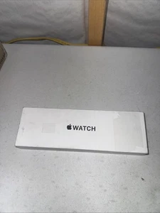 Apple Watch SE MXEC3LL/A 2nd Gen 40mm GPS Silver w/ Denim Band - Picture 1 of 12