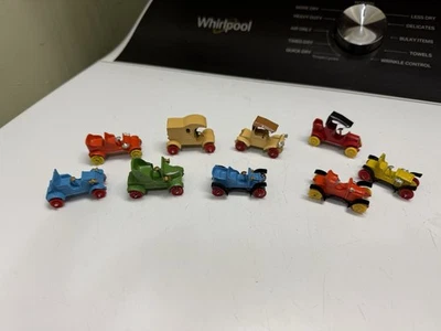 9 pequeños autos y camiones antiguos diecast de Japón de colección.  Excelente Estado Brillante Foto 1 de 4