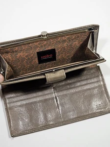 Hobo International hellbraunes Leder Kartenetui Geldbörse Doppelfaltung Handtasche Clutch  - Bild 1 von 5