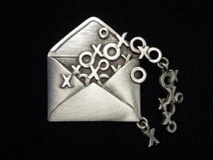 "JJ" Jonette Jewelry Silver Pewter 'HUGS & Kisses in Envelope' Pin - Picture 1 of 1