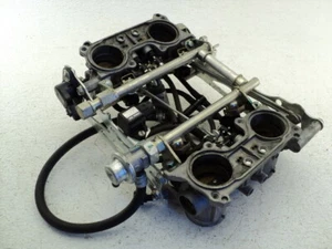 Honda ST1300 ST 1300 #9507 Throttle / Throttle Bodies / Fuel Rail / Injectors - Foto 1 di 7