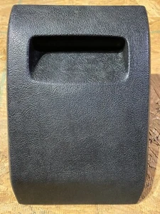 Ashtray-front Saab 900 1986 and earlier - Picture 1 of 6