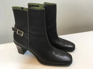 Cole Haan Ankle Boots Heels Brown Leather Size 6 B Side Zip Style # D15532 - Picture 1 of 12