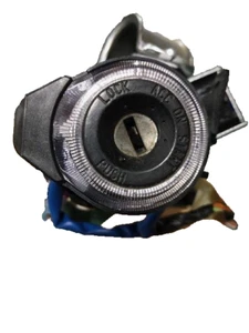 11-16 ELANTRA SEDAN IGNITION SWITCH LOCK CYLINDER W/ 1 OEM KEY FOR AUTOMACTIC - Picture 1 of 7