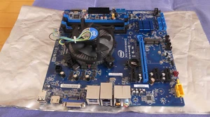 Mainboard/Intel Desktop Board/E210882 + Core i3 3,5GHz CPU - Bild 1 von 8