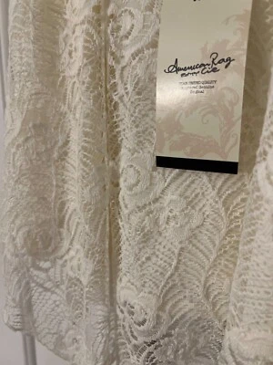 Lacy Ivory Cami/ Tank Holiday ready NWT  American Rag Design  - Imagem 1 de 4