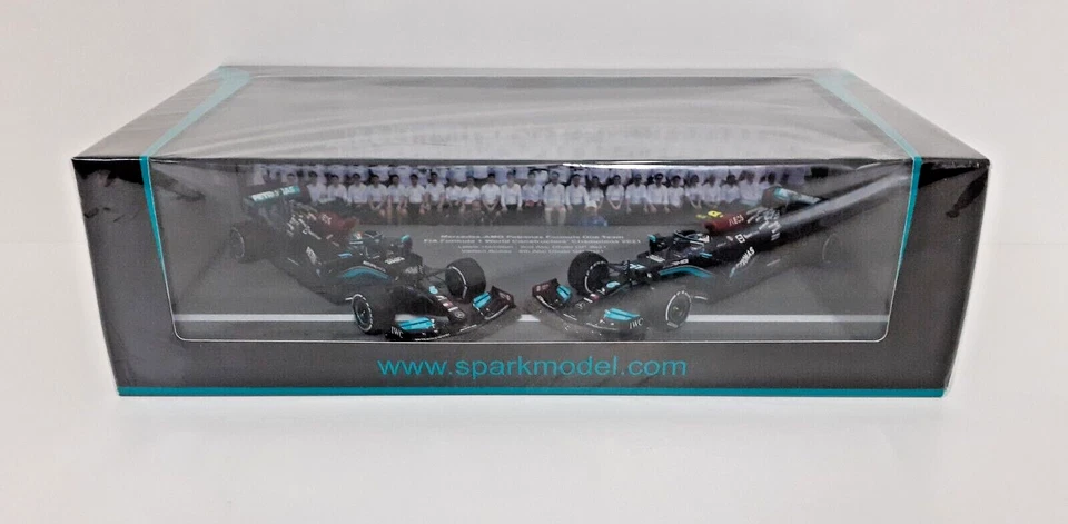 Spark S7860 1/43 MERCEDES-AMG PETRONAS N.44 N.77 GP ABU DHABI 2021 Set Di 2 Auto