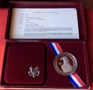 COFFRET MEDAILLE ARGENT EN PROOF  LOS ANGELES 1984 S  - Picture 1 of 1