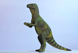 IGUANODON (old-style) dinosaur resin model kit by Joe Laudati - Picture 1 of 5