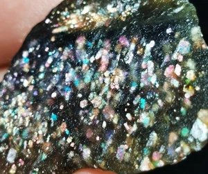 Piedra solar de iolita arco iris natural cruda forma libre piedra de reiki curación - Imagen 1 de 8