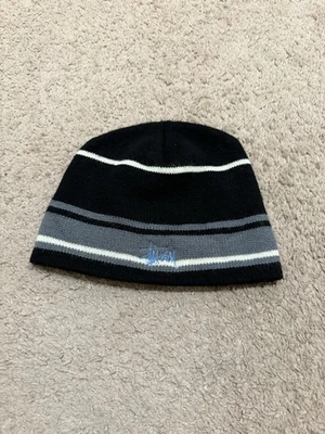 Gorro Stussy vintage años 90 con logotipo bordado con puntas negro azul Foto 1 de 4