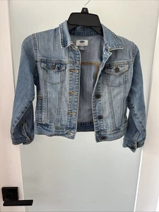 OLD NAVY KIDS DENIM JACKET SIZE SMALL (6/7) LONG SLEEVE LIGHT WASH - Picture 1 of 13