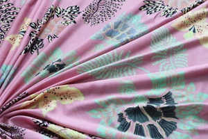 1 Lfm Jersey 3,50€/m² floral, Micromodal, Elasthan CA14 - Bild 1 von 3