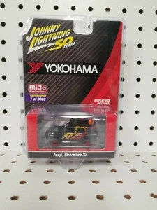 VHTF -Johnny Lightning Jeep Cherokee XJ Off road YOKOHAMA Geolander MiJo Excl - Picture 1 of 3