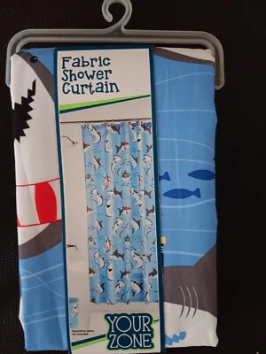 Cortina de ducha de tela de tiburón Foto 1 de 2