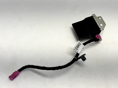 ✅ 2017-2024 RAM 1500 Classic 2500 3500 OEM MÓDULO ANTENA SATÉLITE + CABLE Foto 1 de 4