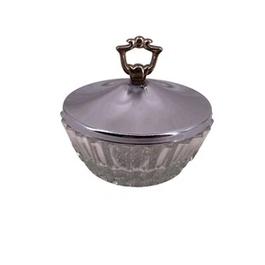 Clear Glass Ribbed Bowl with Silver Tone Metal Lid Candy Jewelry 4" x 2" Vintage - Picture 1 of 10