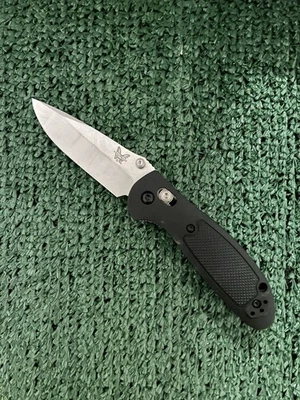 Faca Drop Point Benchmade Mini Griptilian 556-S30V 2,91 polegadas - Imagem 1 de 2