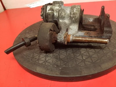 JAGUAR X-TYPE NEARSIDE REAR BRAKE CALIPER 2003 2.5L PETROL AJ25 - Image 1 of 4