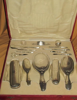 Magnifique nécessaire de toilette ancien argent minerve XIXème miroir manucure - Photo 1/4