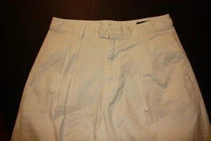GAP Denim Pleated Wide Khaki Leg White Jeans Size Women’s 6 - Picture 1 of 4