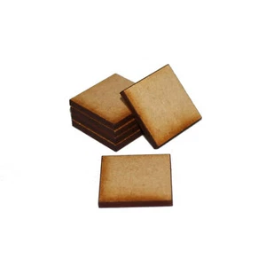 BASES CUADRADAS NATURALES MDF para miniaturas de juegos de rol (10 mm) - Imagen 1 de 1