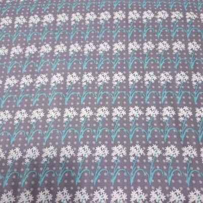 33" Juicy Blossoms Simon + Kabuki Quilting Treasure White Daisy Stripe Teal Gray - Image 1 of 3