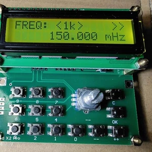 Dauerhaft RF -Signalgenerator PCB-Board Teil Werkzeug ADF4351 DC4.5V-5,5V - Bild 1 von 4