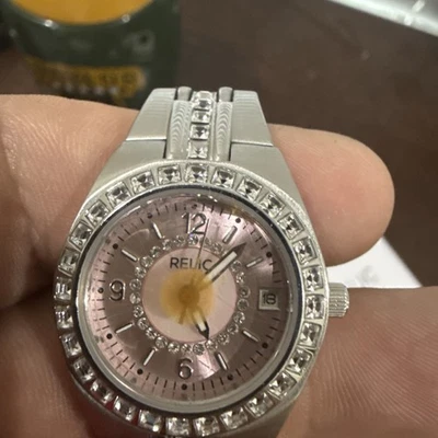 Reloj Reliquia Húmedo Damas ZR11787 Cara Rosa Estuche Plateado Circonita Cristales 165 Pies Fecha Foto 1 de 3