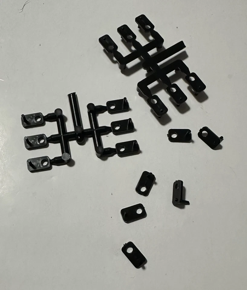 AURORA SLOT CAR T-JET LONGITUD ESTÁNDAR CALIDAD PASADORES GUÍA BOLSA 100 PIEZAS Foto 1 de 1