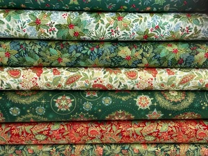 Makower Christmas Good Tidings Metallic Cotton Fabric by 1/4 Metre* Holly Floral - Picture 1 of 15