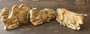 De Colección Belén Fontanini Depose Italia Toro en Descanso Camello Burro 3 Piezas - Imagen 1 de 14