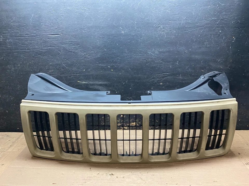 2005 2006 2007 Jeep Grand Cherokee Front Upper Grill Grille OEM U7883 DG - Image 1 of 4