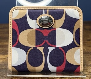 Coach Geldbörse mit geometrischem Muster in Lila und Rosa C Muster - Bild 1 von 6