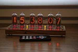 Nixie tube clock with IN-8-2 tubes (fine 5) Desk wooden Remote Auto Temperature - Picture 1 of 12