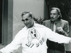 MICHEL SERRAULT UGO TOGNAZZI LA CAGE AUX FOLLES III VINTAGE PHOTO #4 GAY INT. - Imagen 1 de 1