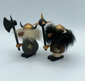 Vintage Pair Of Goula Of Spain Mid Century Teak Viking Figures 3.25” SEE DESC - Bild 1 von 8