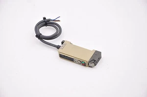 Omron E3X-A11 Photoelectric Switch DIN Mount - Picture 1 of 1