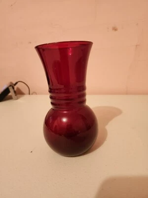 Vintage Anchor Hocking ROYAL RUBY RED Glass Flower VASE - Ribbed Ring Bulb Base - Image 1 of 3