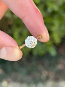 18Ct Gold Old Cut Diamond Art Deco Cluster Ring S&D. 2.6 Grams - Picture 1 of 7