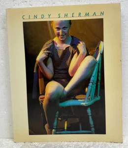 Cindy Sherman introduction by Peter Schjeldahl & afterword by I. Michael Danoff - Imagen 1 de 1