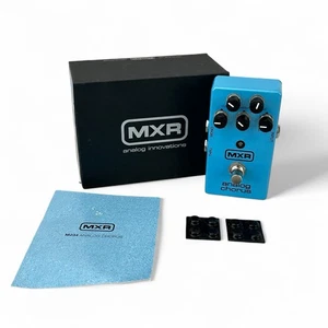 Pedal de efectos para guitarra de coro analógico MXR M234 - Circuitos totalmente analógicos - Imagen 1 de 14