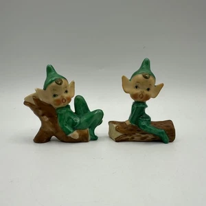 Juego de 2 estatuillas de Elfos sentados en troncos de los años 50, Japón - Imagen 1 de 8