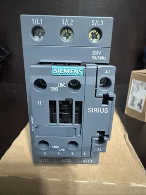 Siemens 3RT2026-1AM20 Contactor 3P 35A 208V Bobina Nuevo En Caja Foto 1 de 3