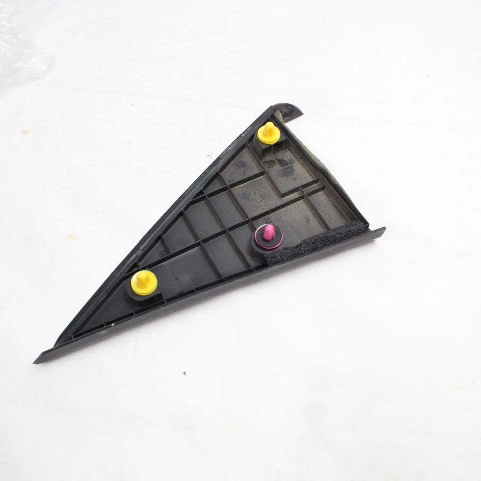 Черный оригинальный задний правый молдинг для крыши Nissan Altima 2002-2006 годов выпуска 76816-8j000 - Изображение 1 из 1