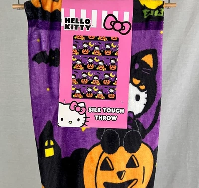 Manta Sanrio Hello Kitty Halloween Tacto Suave Luz de Luna Mágica Nueva con Etiqueta Foto 1 de 4